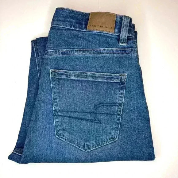 American Eagle Women’s Mom Jeans Size- 2 Long - Picture 11 of 12